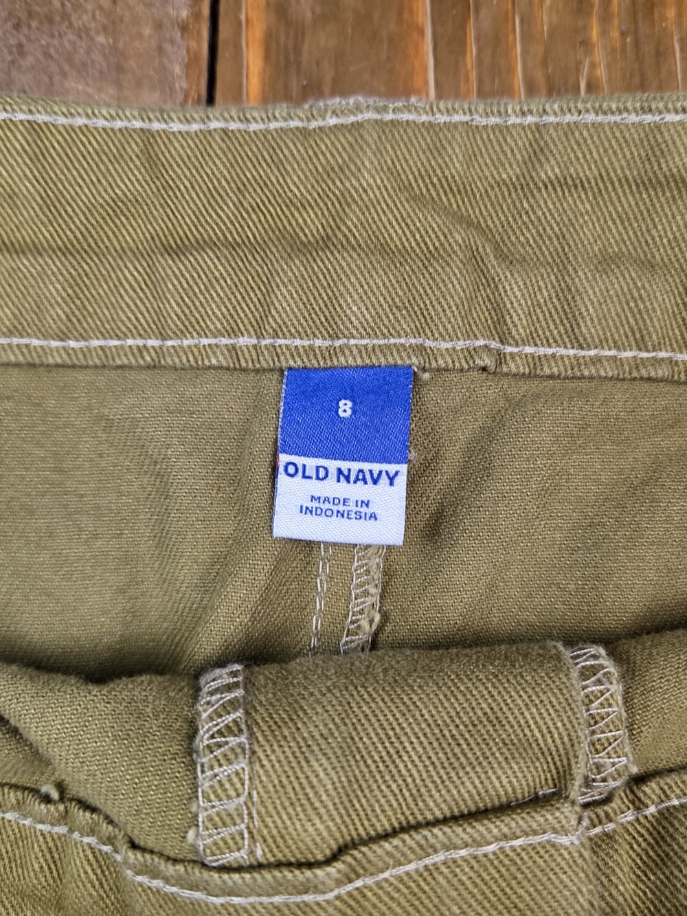 Old Navy Olive Green Denim Mini Skirt Size 8 - Picture 2 of 6